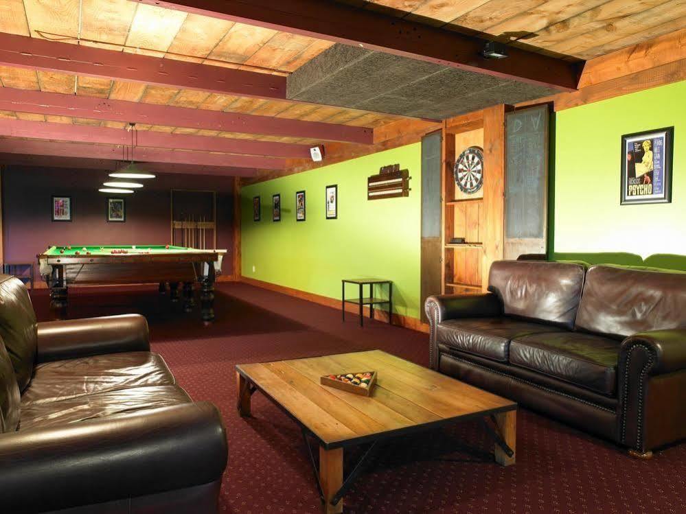 The Narrows Landing Hotel Tamahere Экстерьер фото