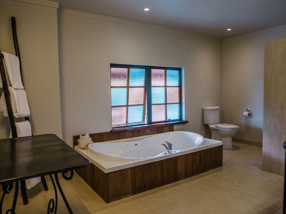 The Narrows Landing Hotel Tamahere Экстерьер фото