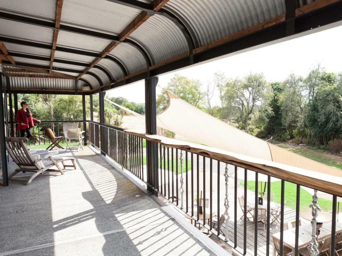 The Narrows Landing Hotel Tamahere Экстерьер фото