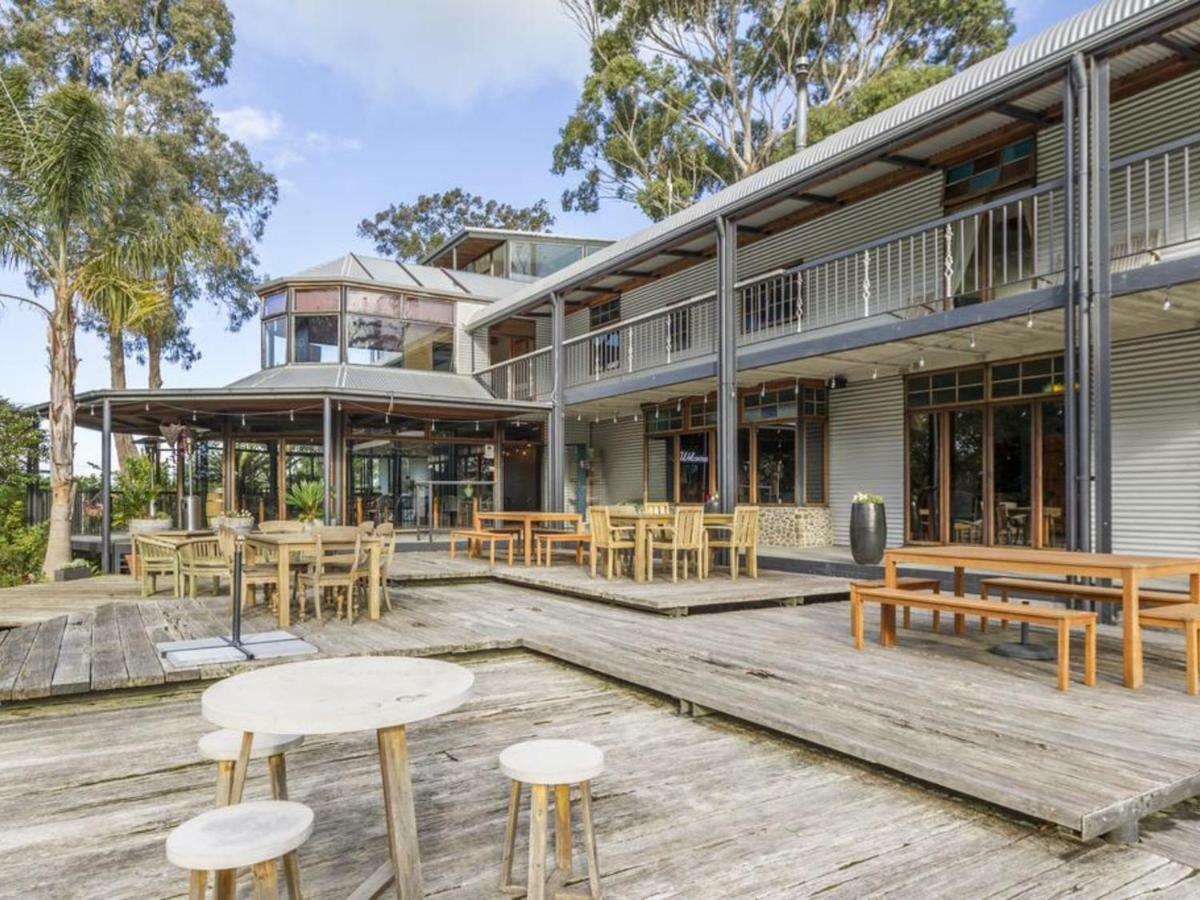 The Narrows Landing Hotel Tamahere Экстерьер фото